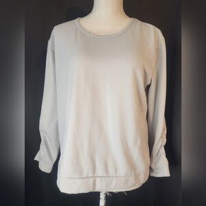 Mukluks Petite Medium Gray Lounge Top